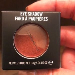 Mac eyeshadow